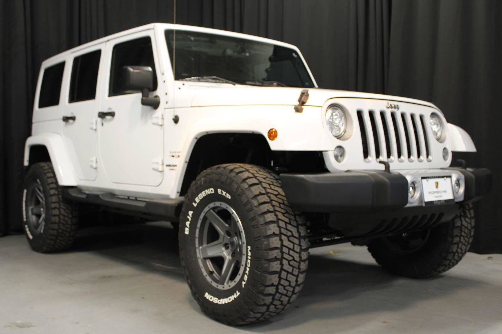 Used 2017 Jeep Wrangler Unlimited Sahara w/ Dual Top Group image 10