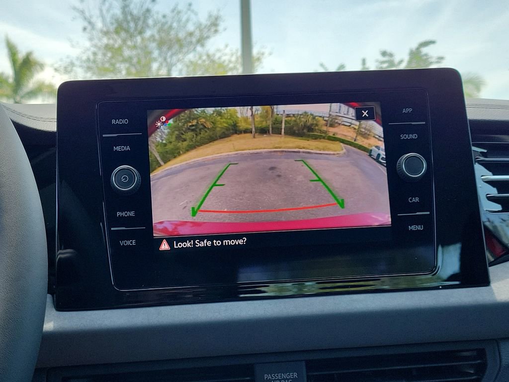 New 2026 Volkswagen Jetta SE FWD image 18