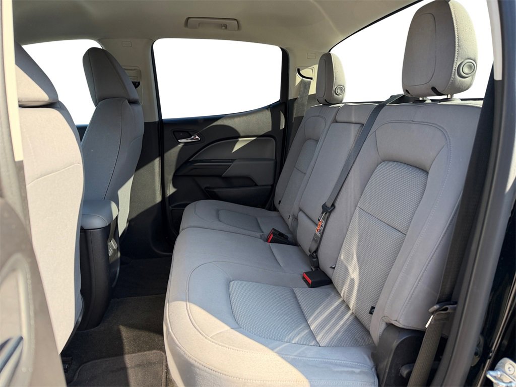 Used 2018 Chevrolet Colorado LT image 14