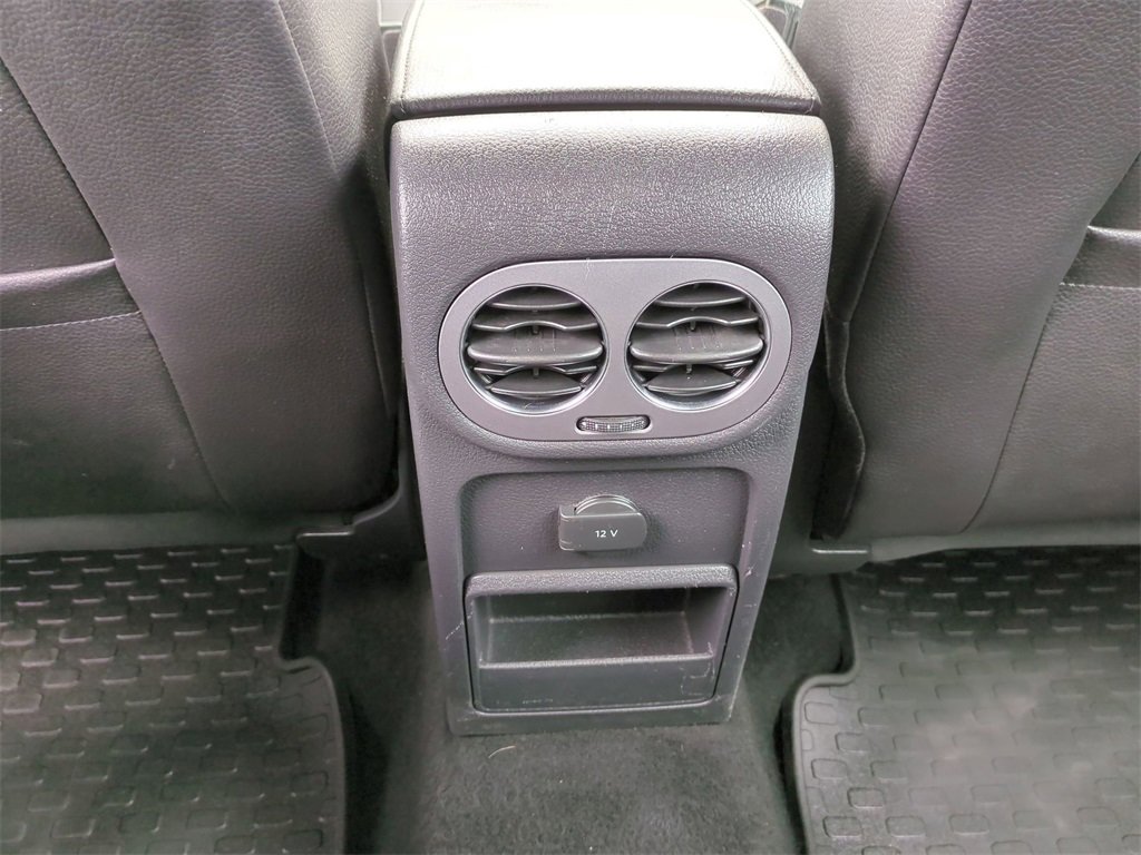 Used 2017 Volkswagen Tiguan S image 30