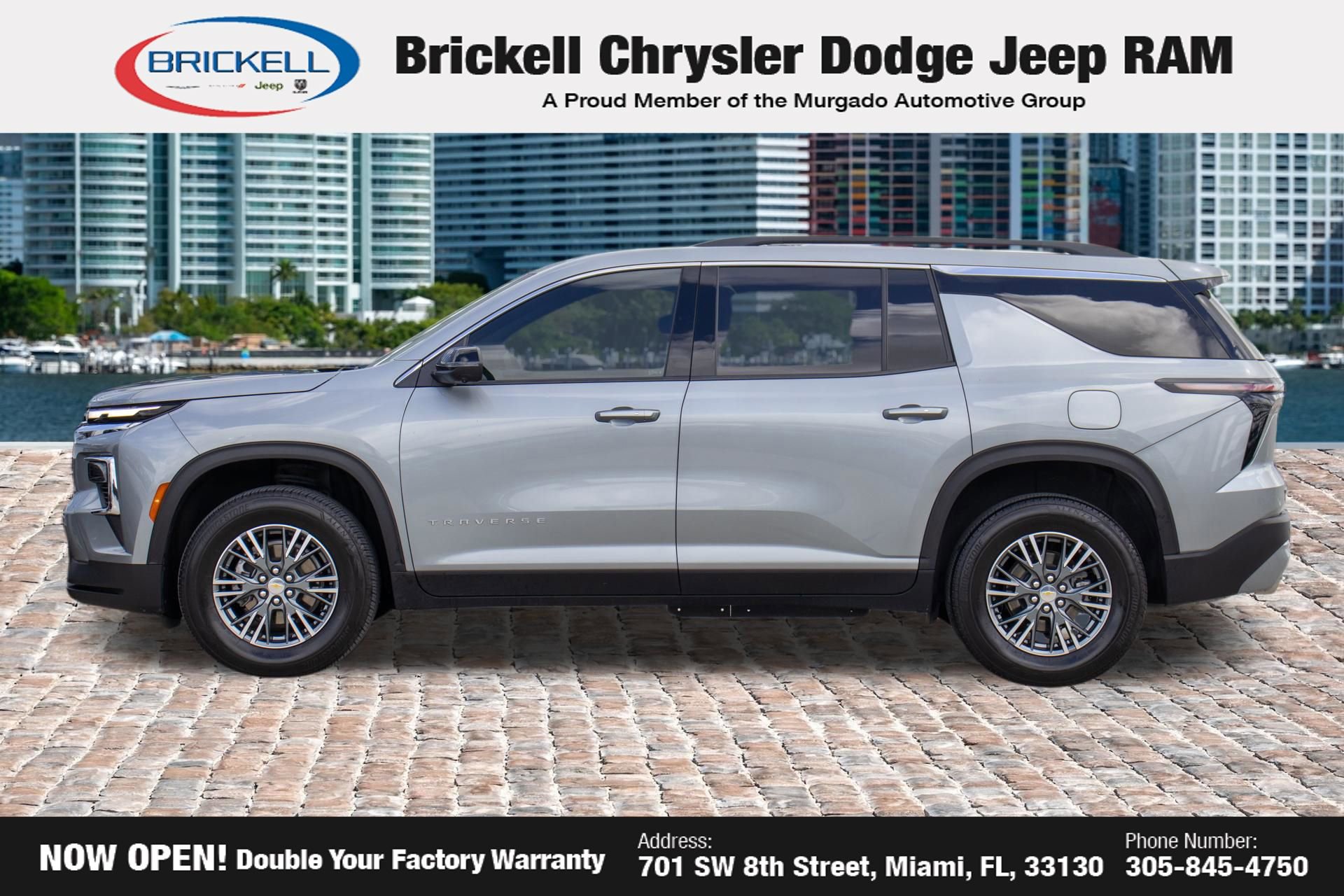 Used 2024 Chevrolet Traverse LT FWD image 8
