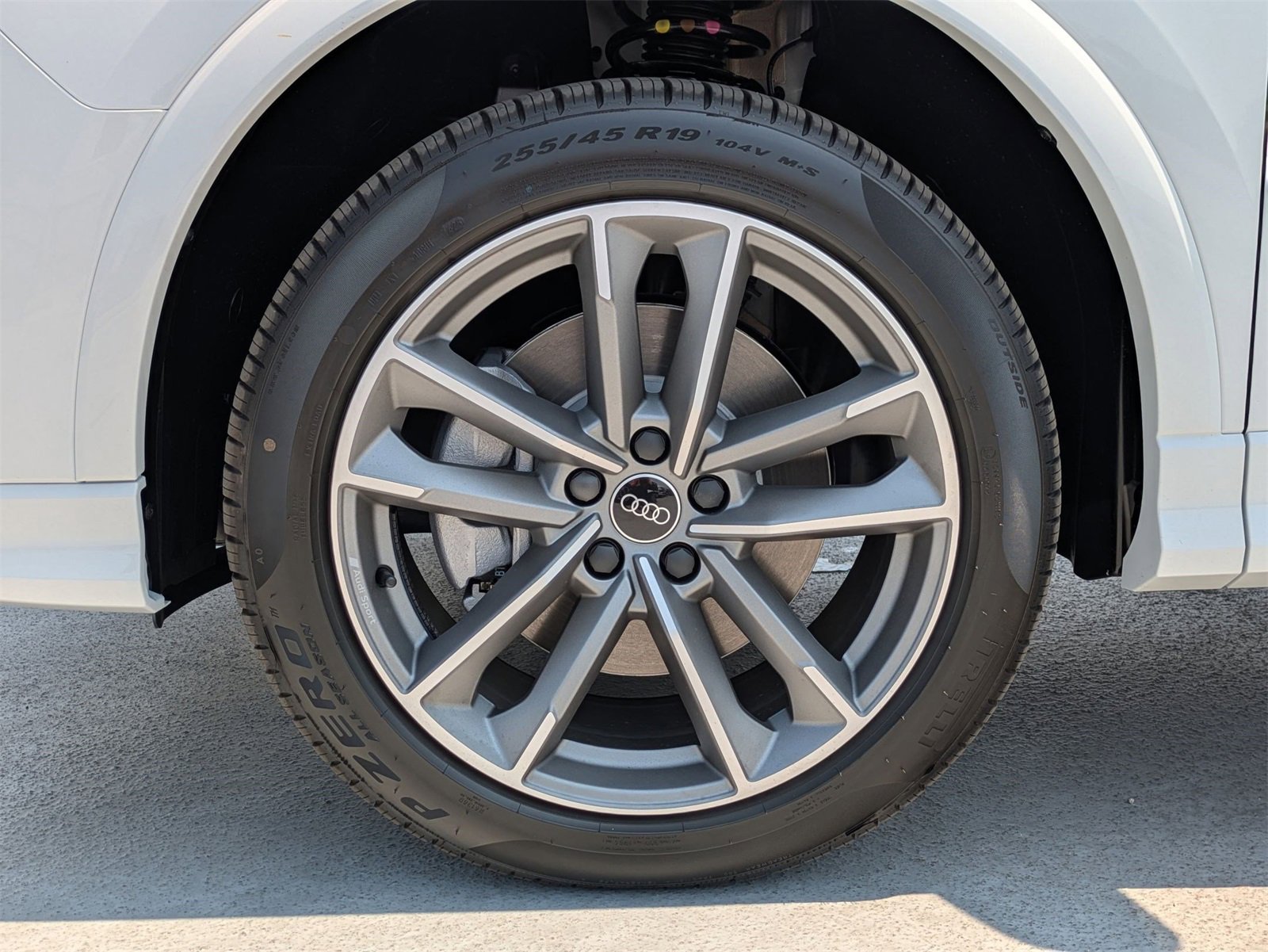 New 2025 Audi Q3 2.0T Premium image 13