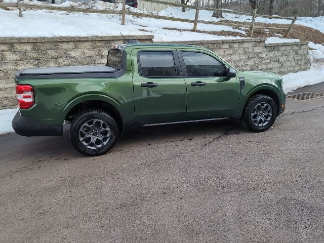 Used 2025 Ford Maverick XLT w/ Equipment Group 302A image 3