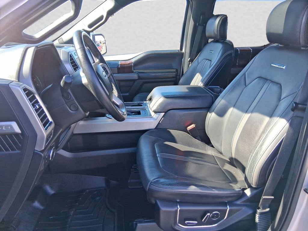 Used 2015 Ford F150 Platinum w/ Equipment Group 701A Luxury image 9