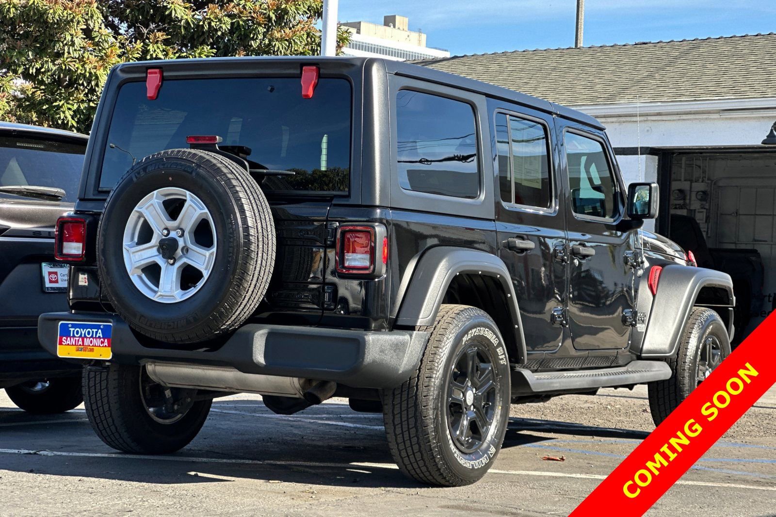 Used 2021 Jeep Wrangler Unlimited Sport image 4
