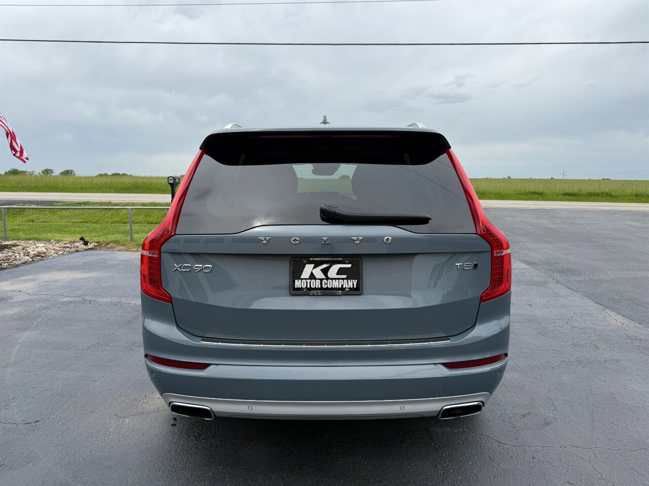 Used 2020 Volvo XC90 T5 Momentum w/ Protection Package Premier AWD/4WD image 8