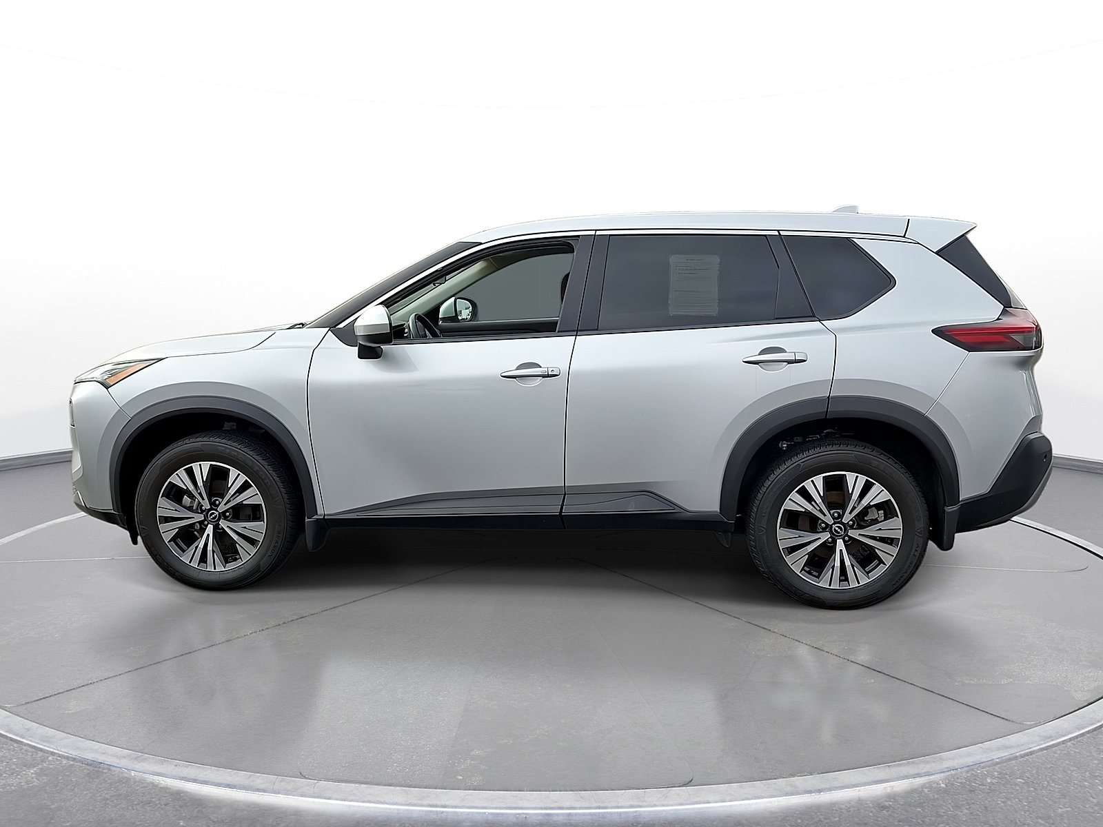 Used 2023 Nissan Rogue SV AWD/4WD image 5
