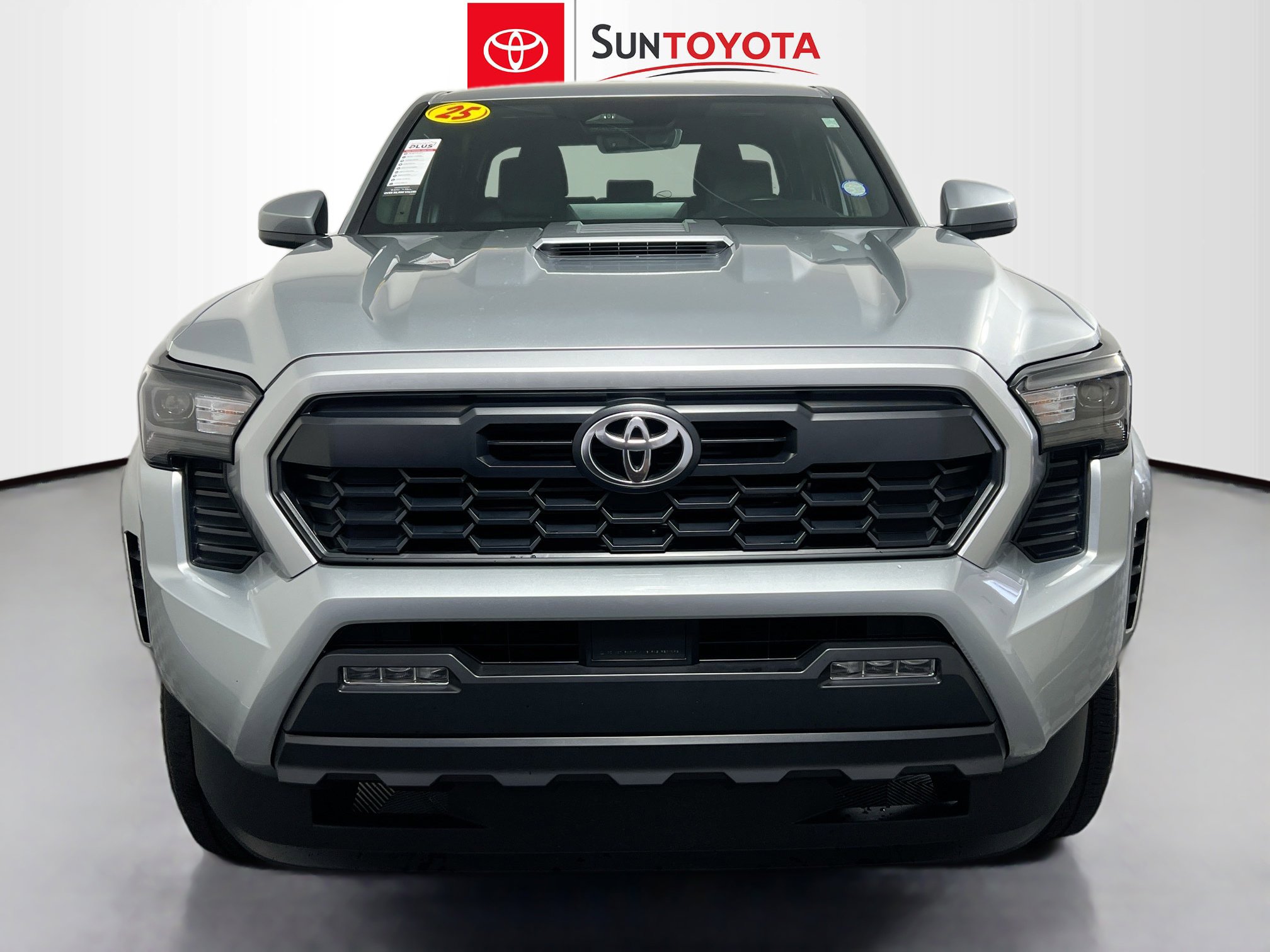 Used 2025 Toyota Tacoma TRD Sport image 10