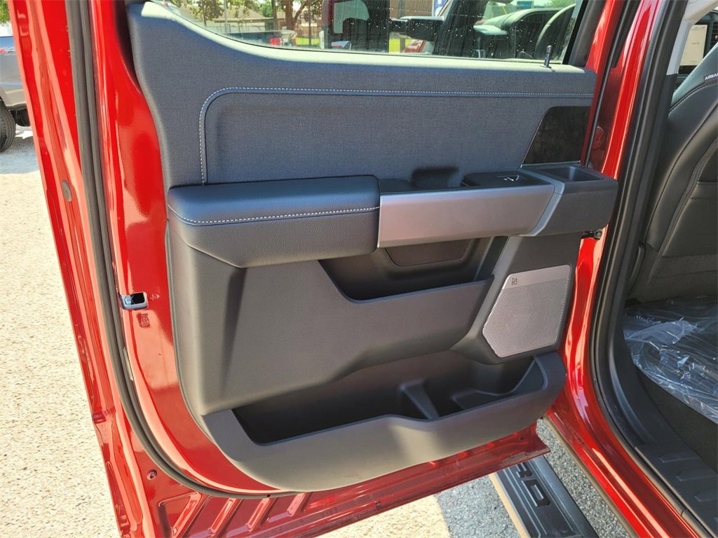 New 2025 Ford F250 Lariat w/ Lariat Ultimate Package image 10