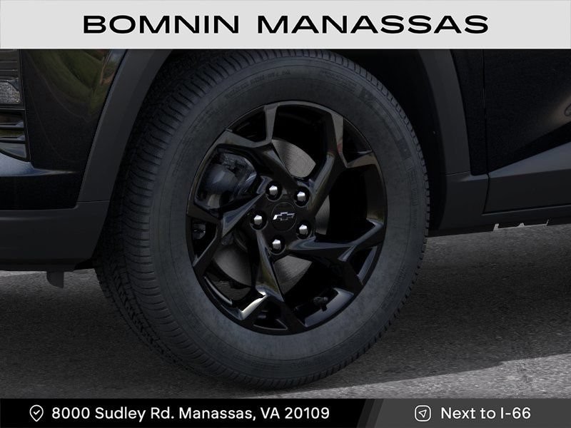 New 2026 Chevrolet Trax LT w/ Midnight Edition FWD image 9