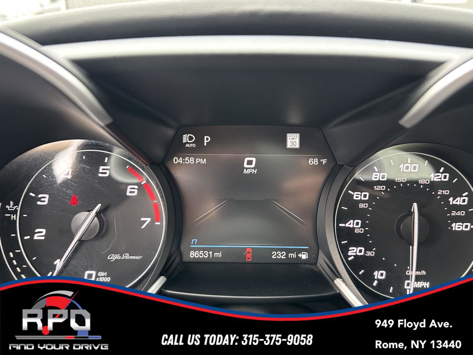 Used 2022 Alfa Romeo Giulia Veloce AWD/4WD image 20