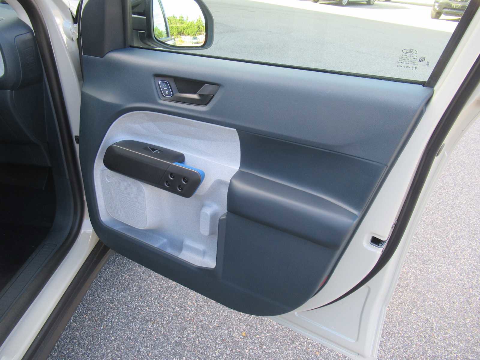 New 2025 Ford Maverick XLT w/ Equipment Group 301A image 17