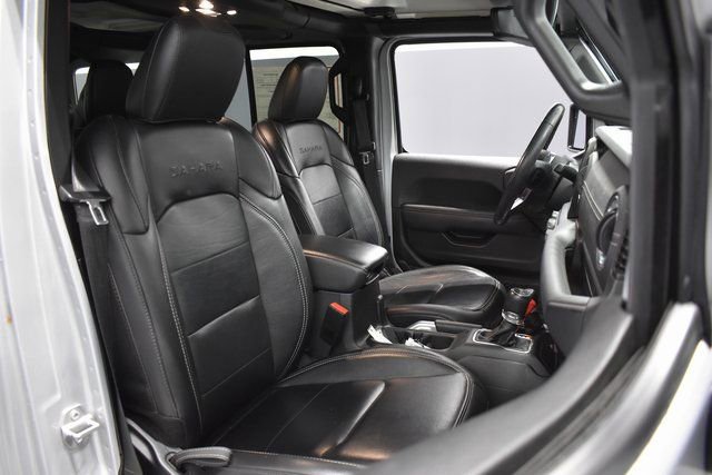 Used 2022 Jeep Wrangler Unlimited Sahara w/ Cold Weather Group image 14