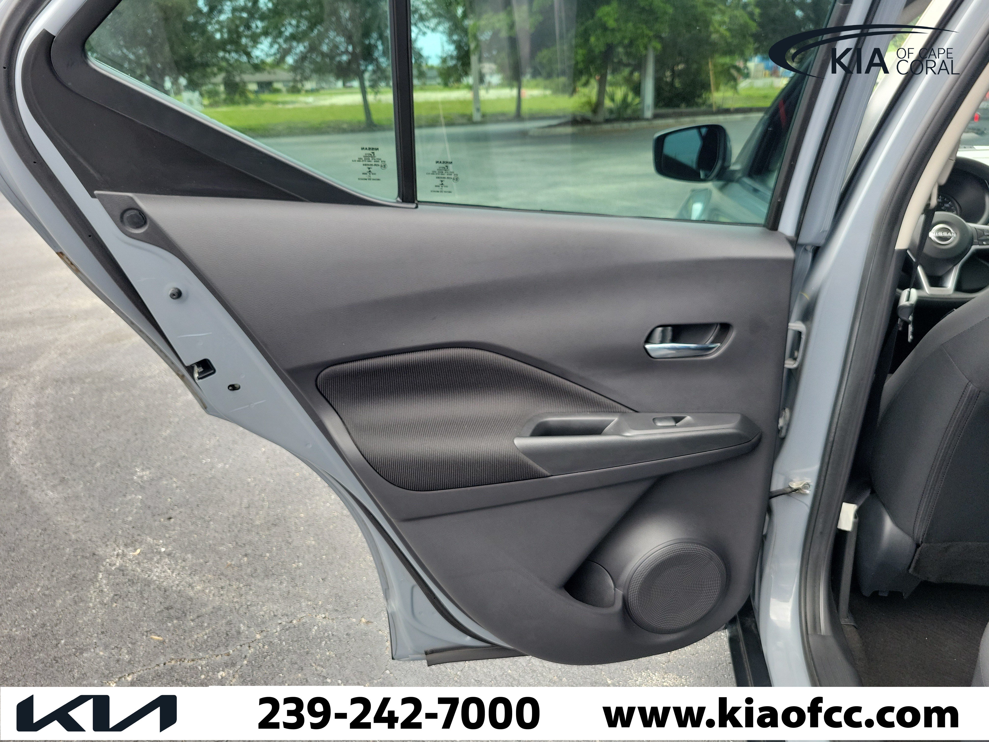 Used 2022 Nissan Kicks SV FWD image 14