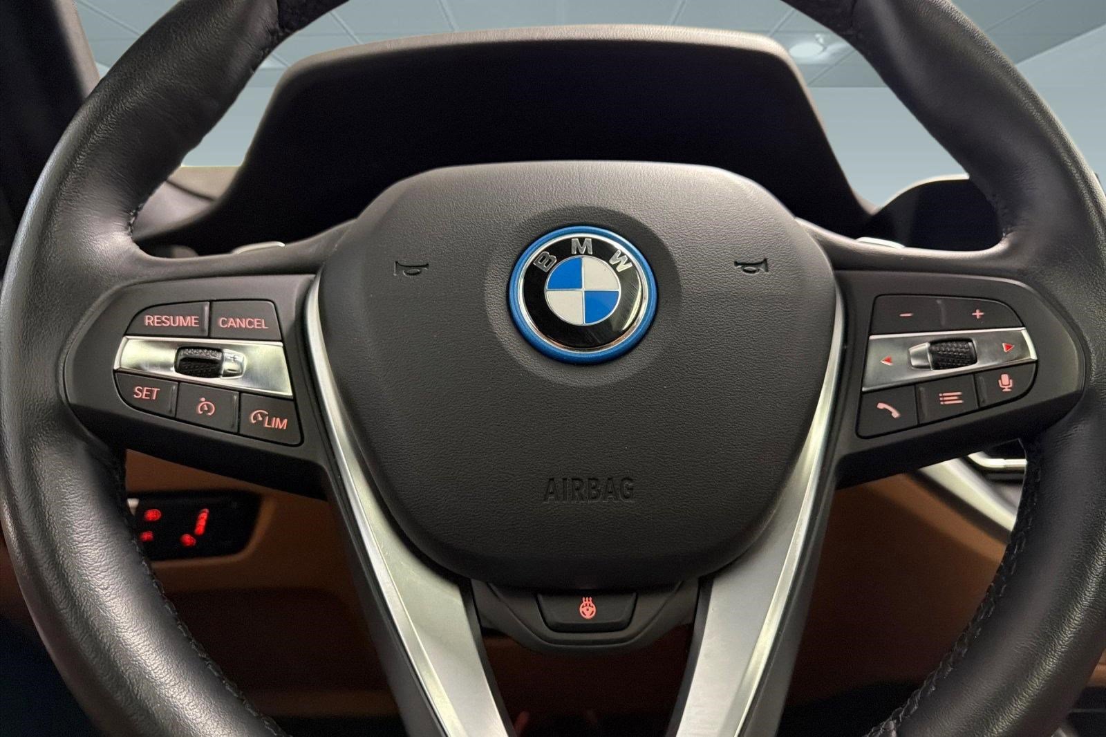 Used 2022 BMW 330e w/ Premium Package image 18