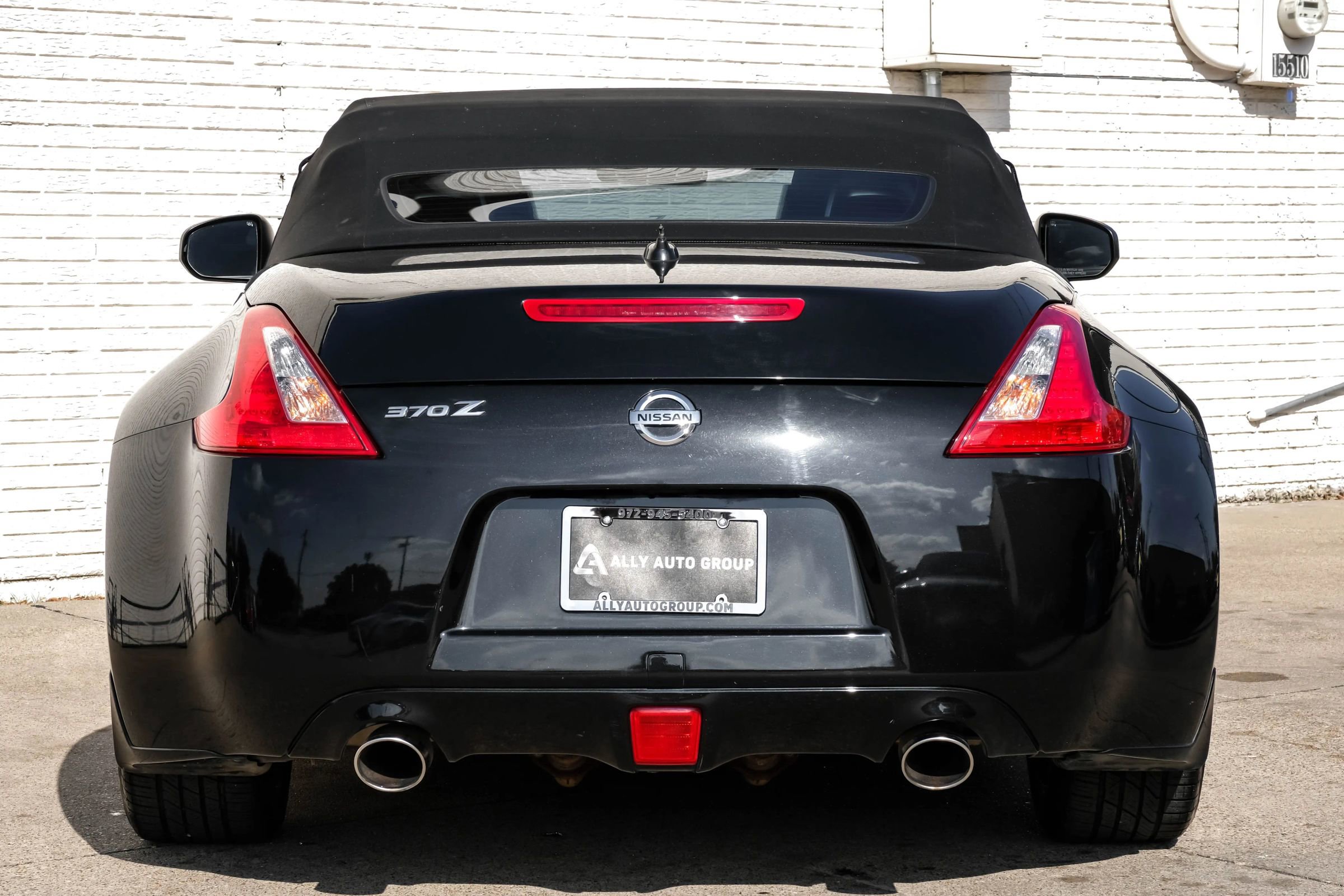 Used 2014 Nissan 370Z Roadster image 6