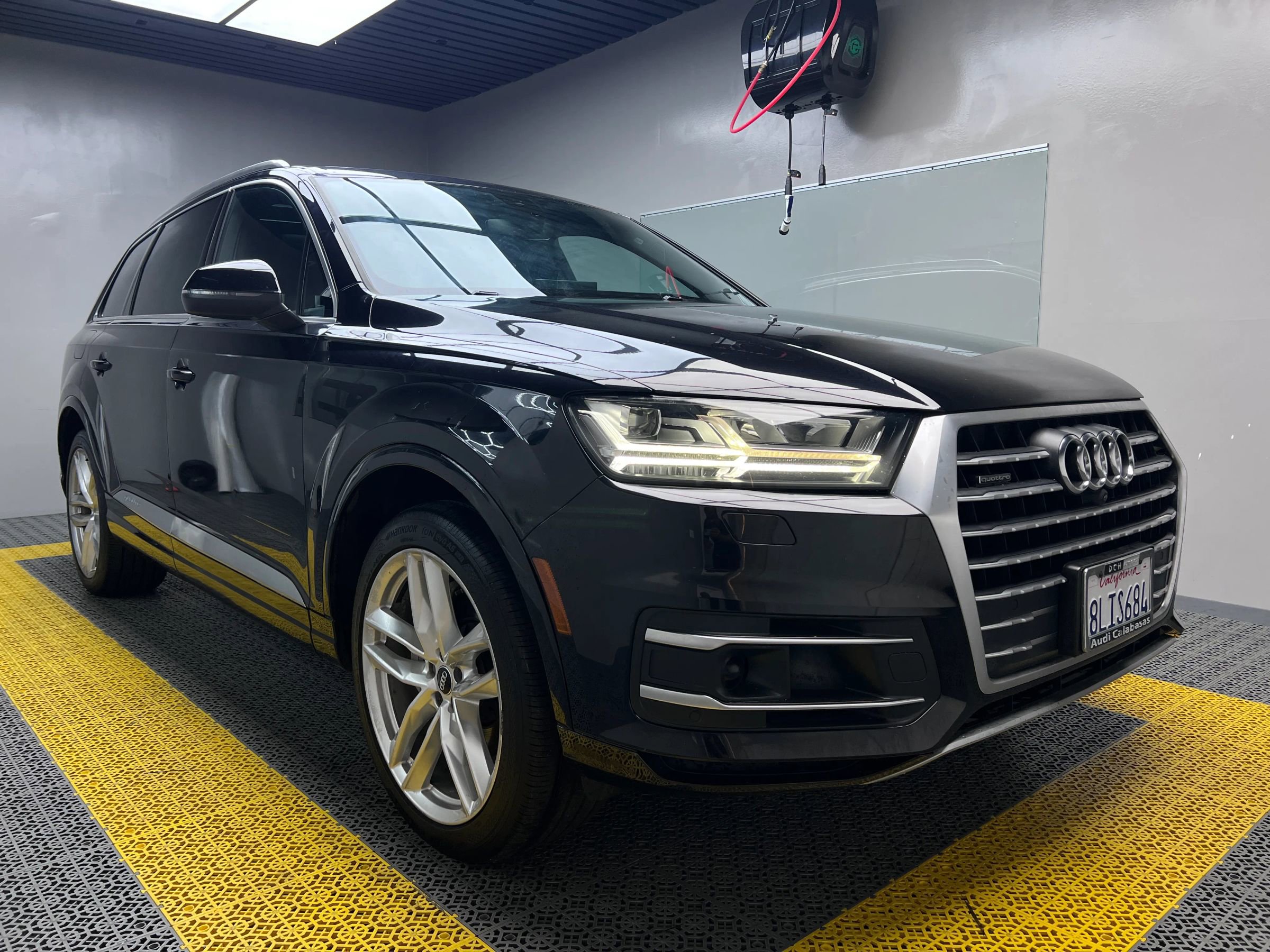 Used 2017 Audi Q7 3.0T Prestige w/ Prestige Package