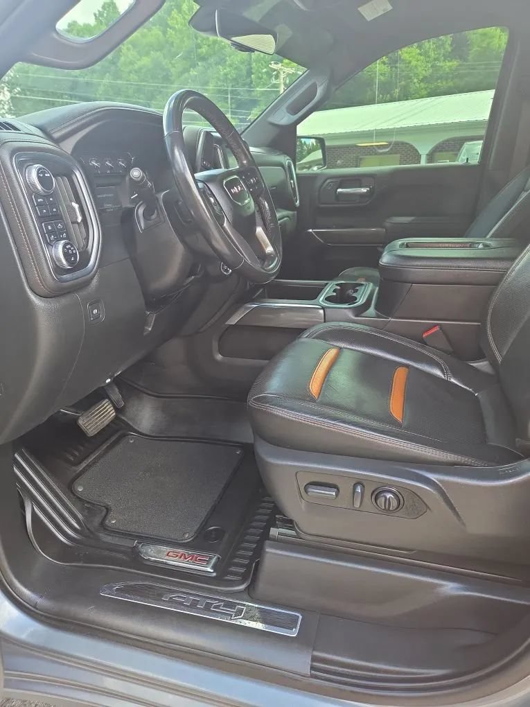 Used 2021 GMC Sierra 1500 AT4 w/ Driver Alert Package II AWD/4WD image 9