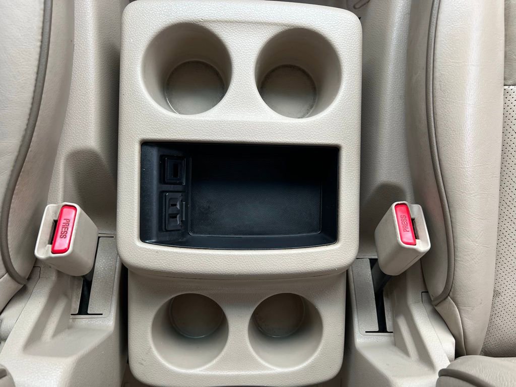 Used 2011 Nissan Quest LE FWD image 33