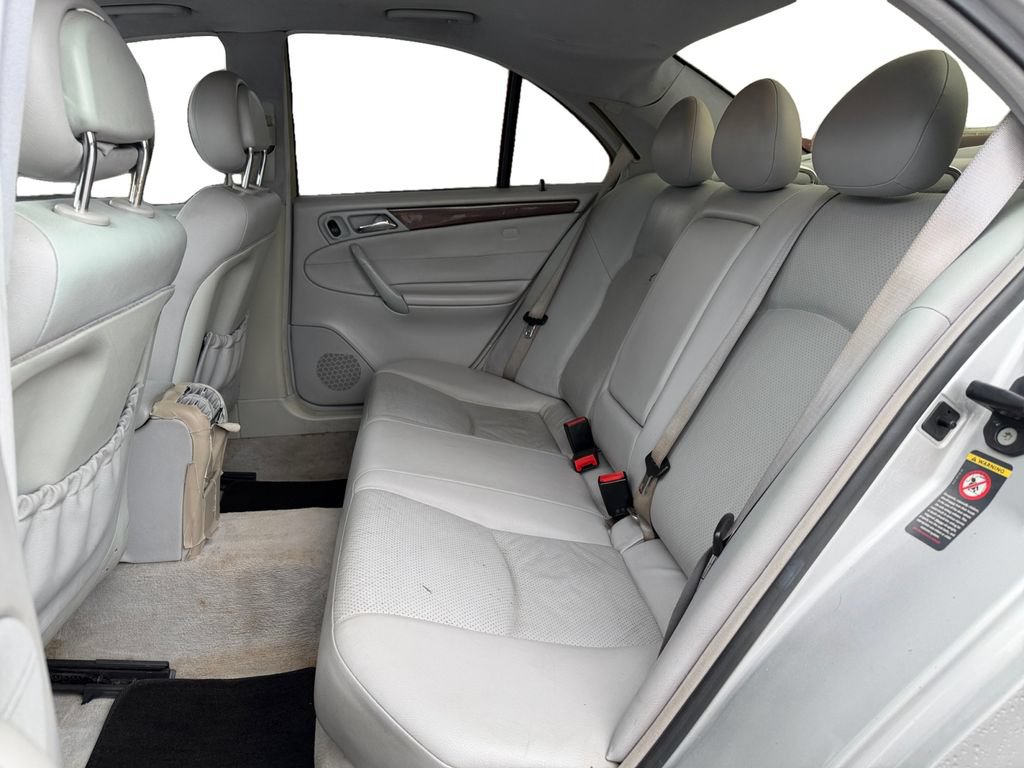 Used 2001 Mercedes-Benz C 320 Sedan image 18