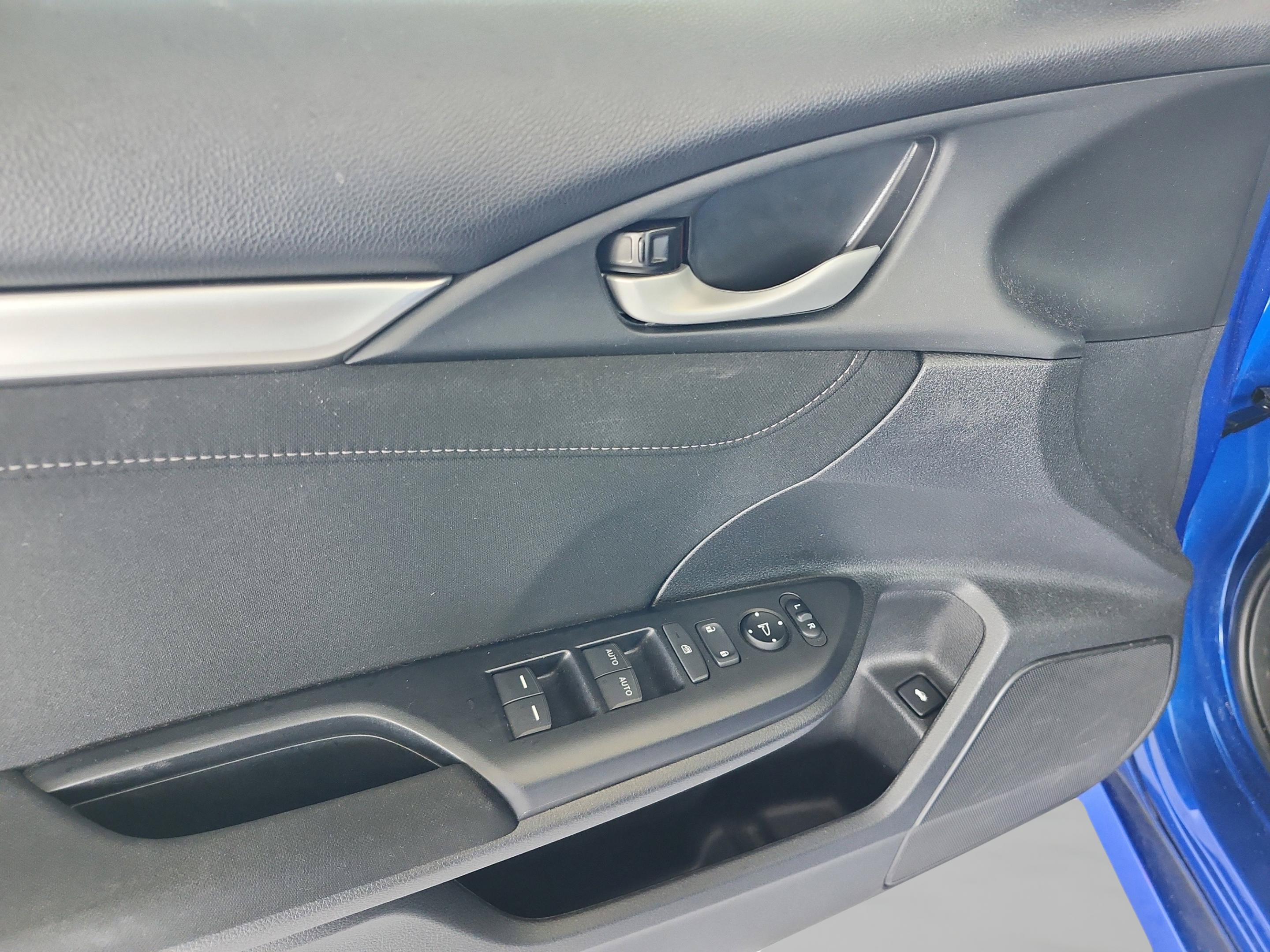 Used 2021 Honda Civic EX image 16