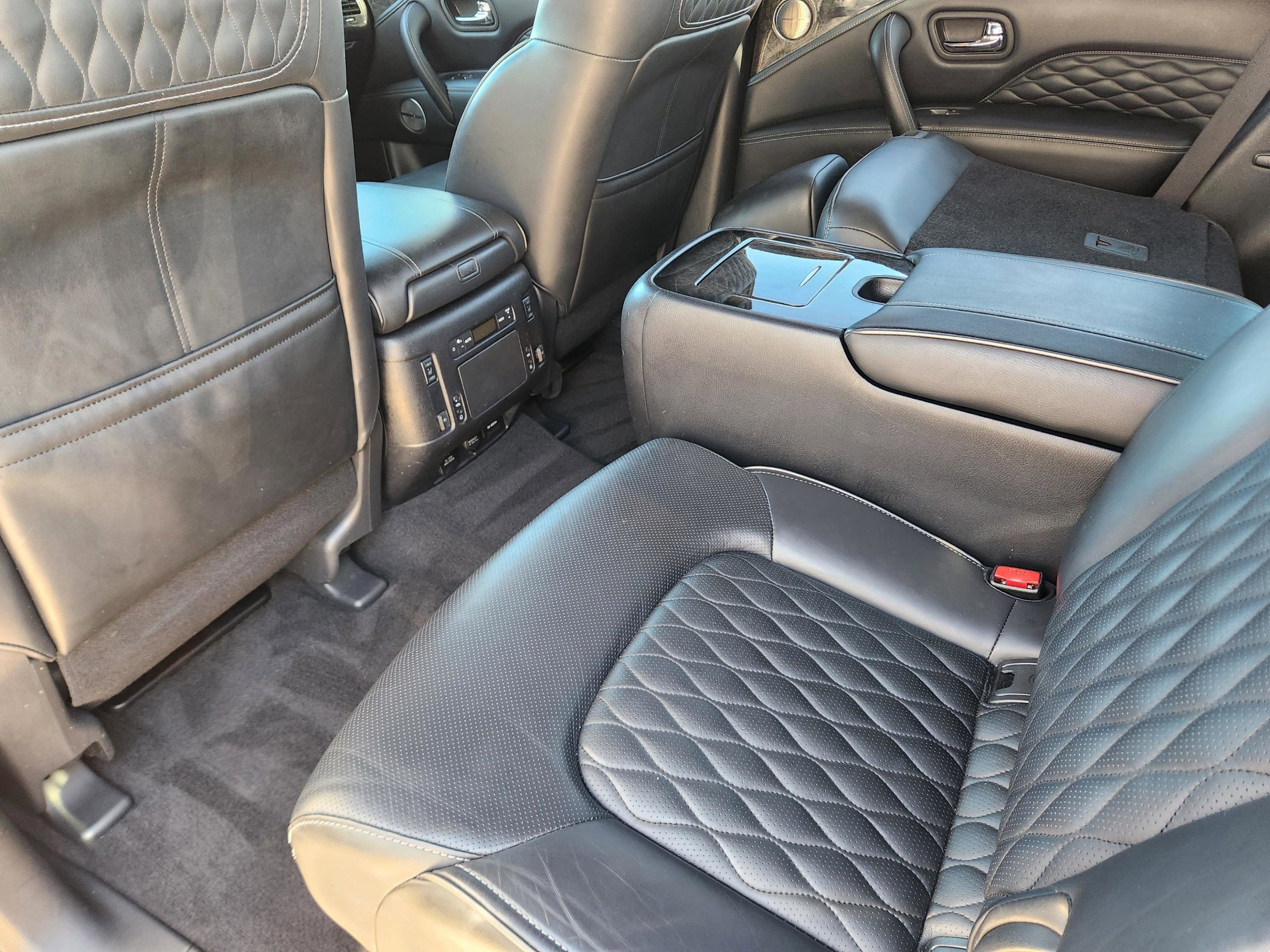 Used 2021 INFINITI QX80 Sensory w/ All-Season Package image 29