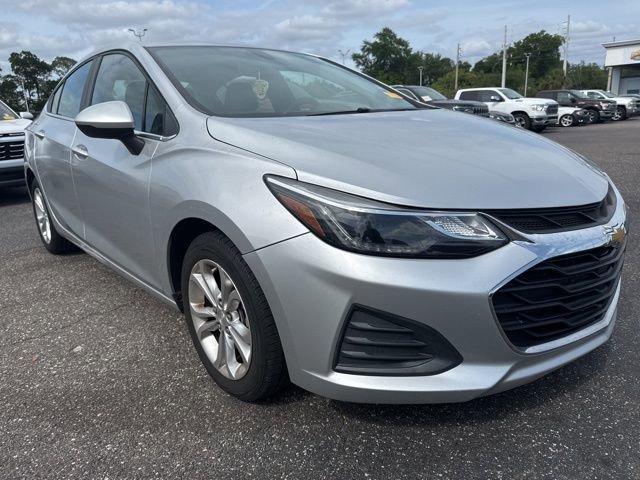 Used 2019 Chevrolet Cruze LT FWD image 3