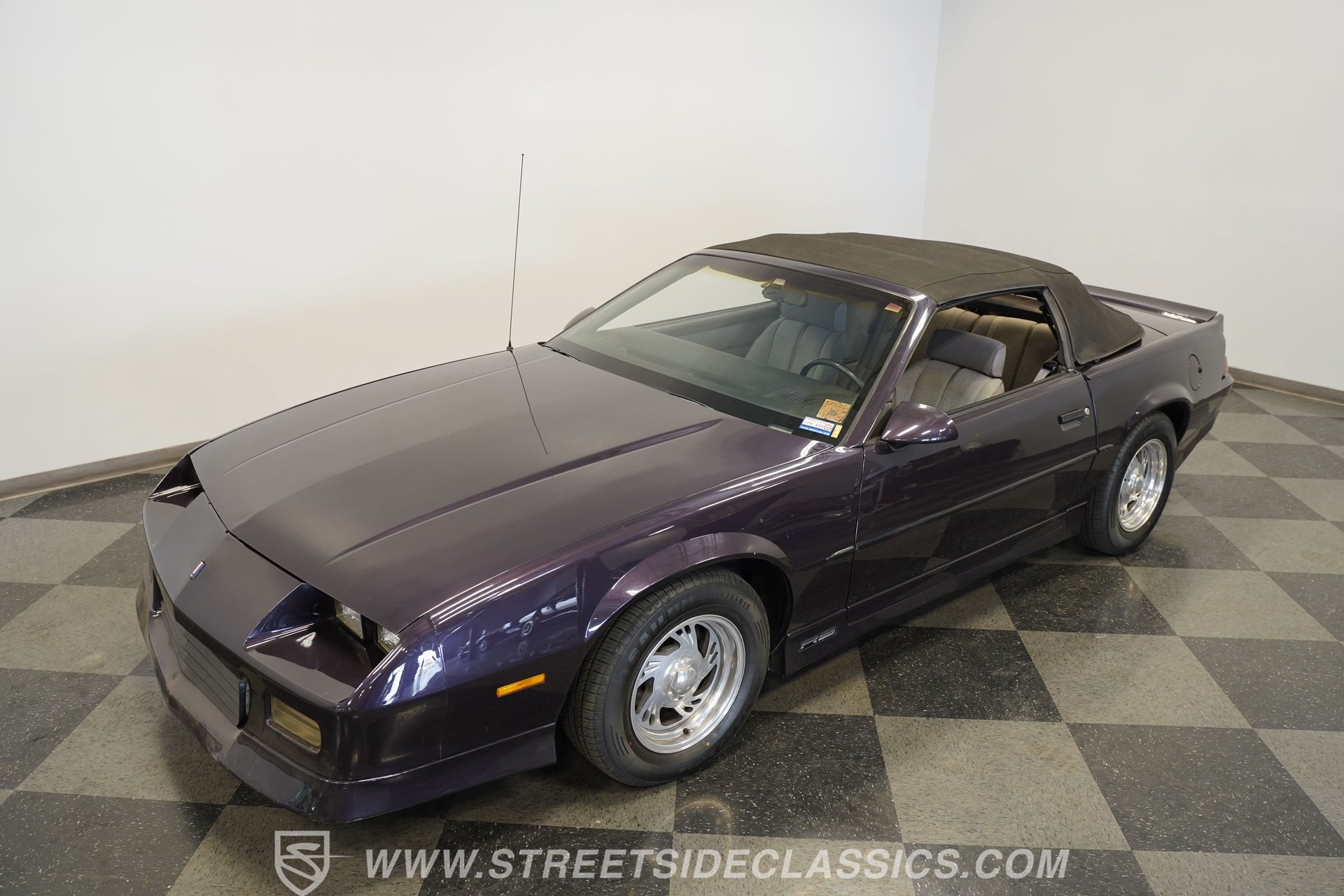 Used 1989 Chevrolet Camaro RS RWD image 39