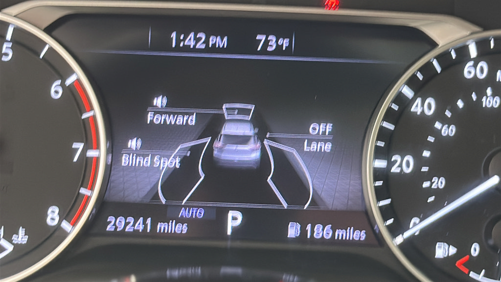 Used 2023 Nissan Rogue SV w/ SV Premium B Package AWD/4WD image 16