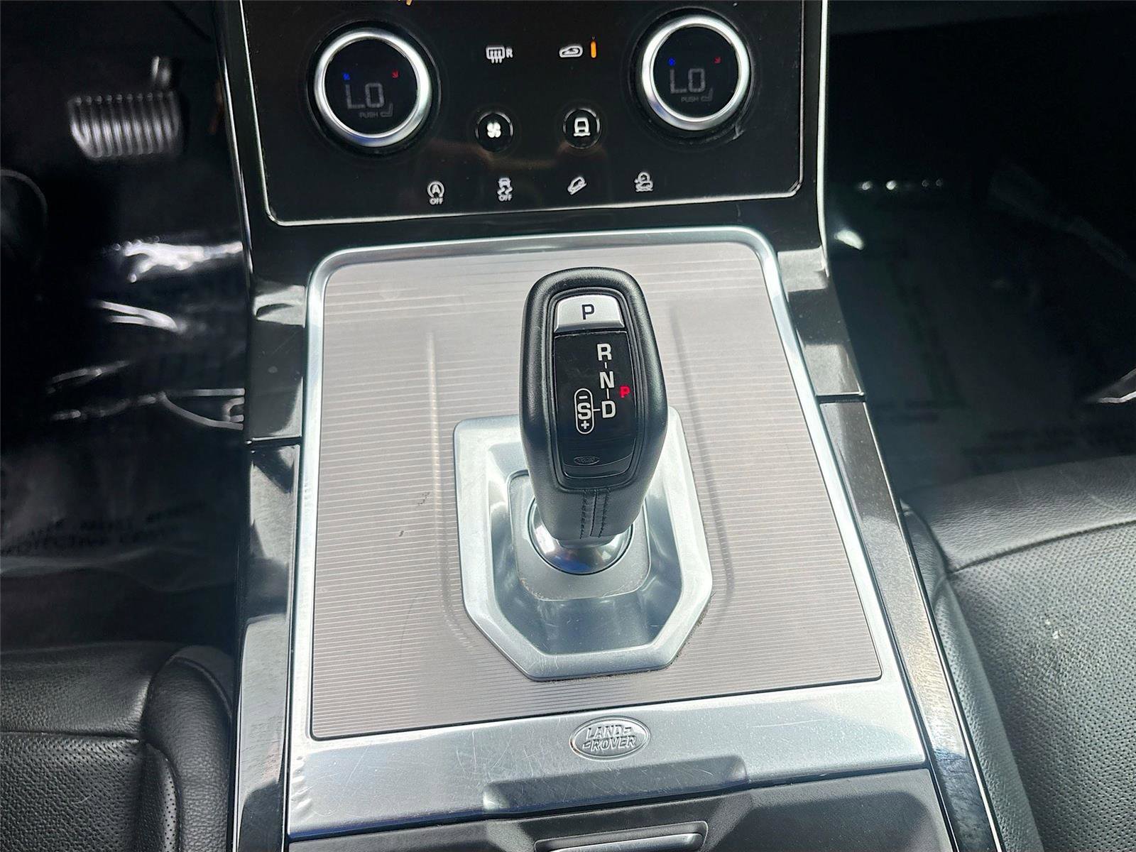 Used 2020 Land Rover Range Rover Evoque S image 17