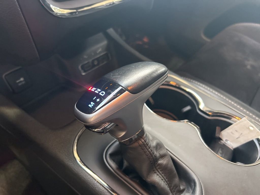 Used 2018 Dodge Durango SRT w/ Technology Group image 8