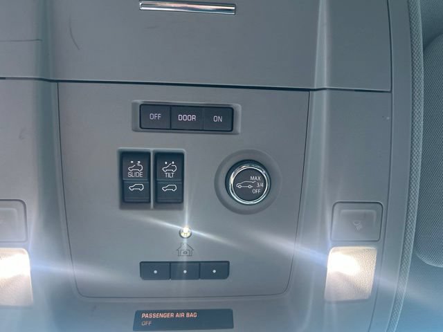 Used 2019 GMC Yukon XL SLT w/ Open Road Package RWD image 19