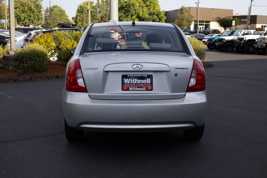 Used 2009 Hyundai Accent GLS FWD image 8