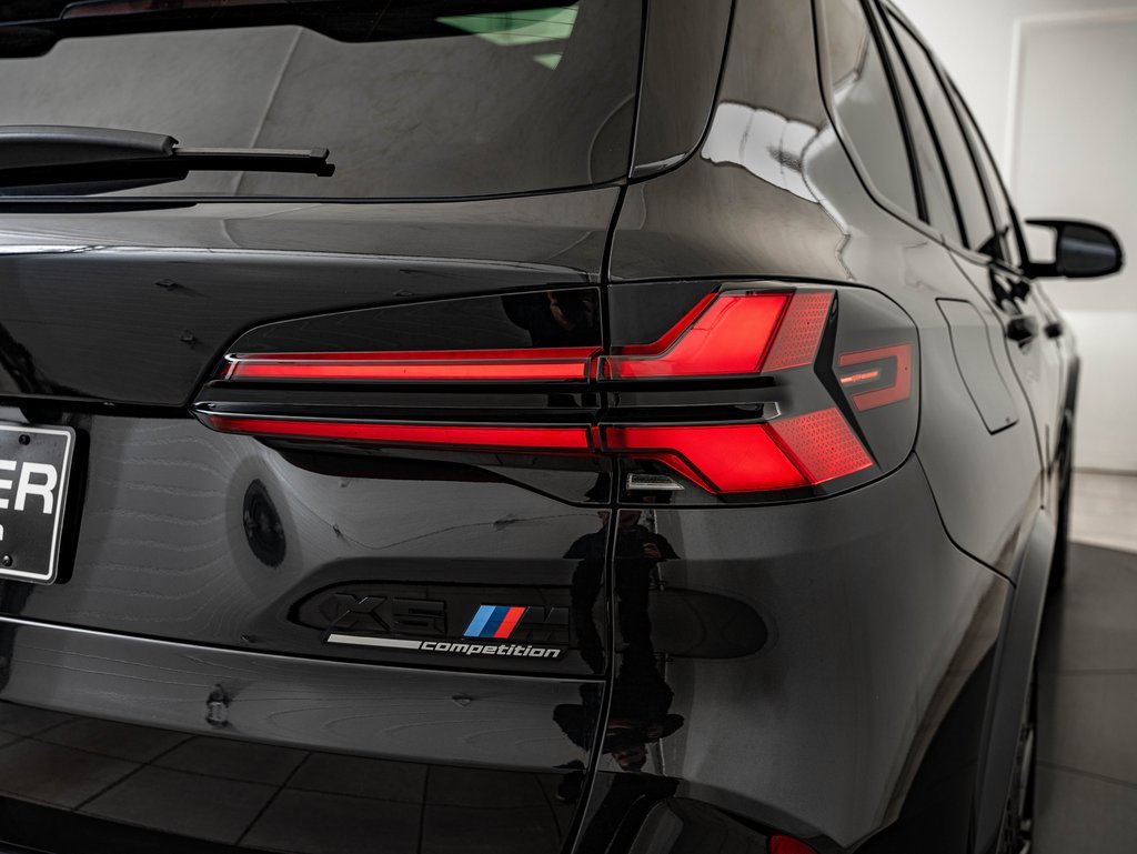 Used 2025 BMW X5 M Competition w/ Executive Package image 9