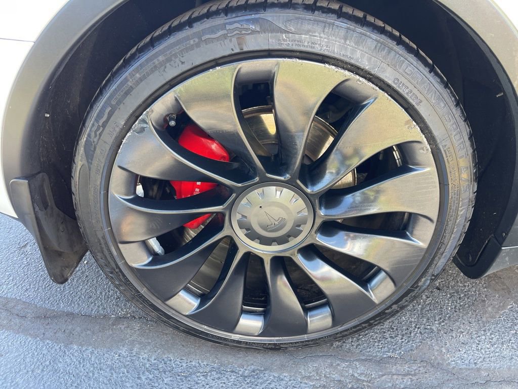 Used 2022 Tesla Model Y Performance image 29