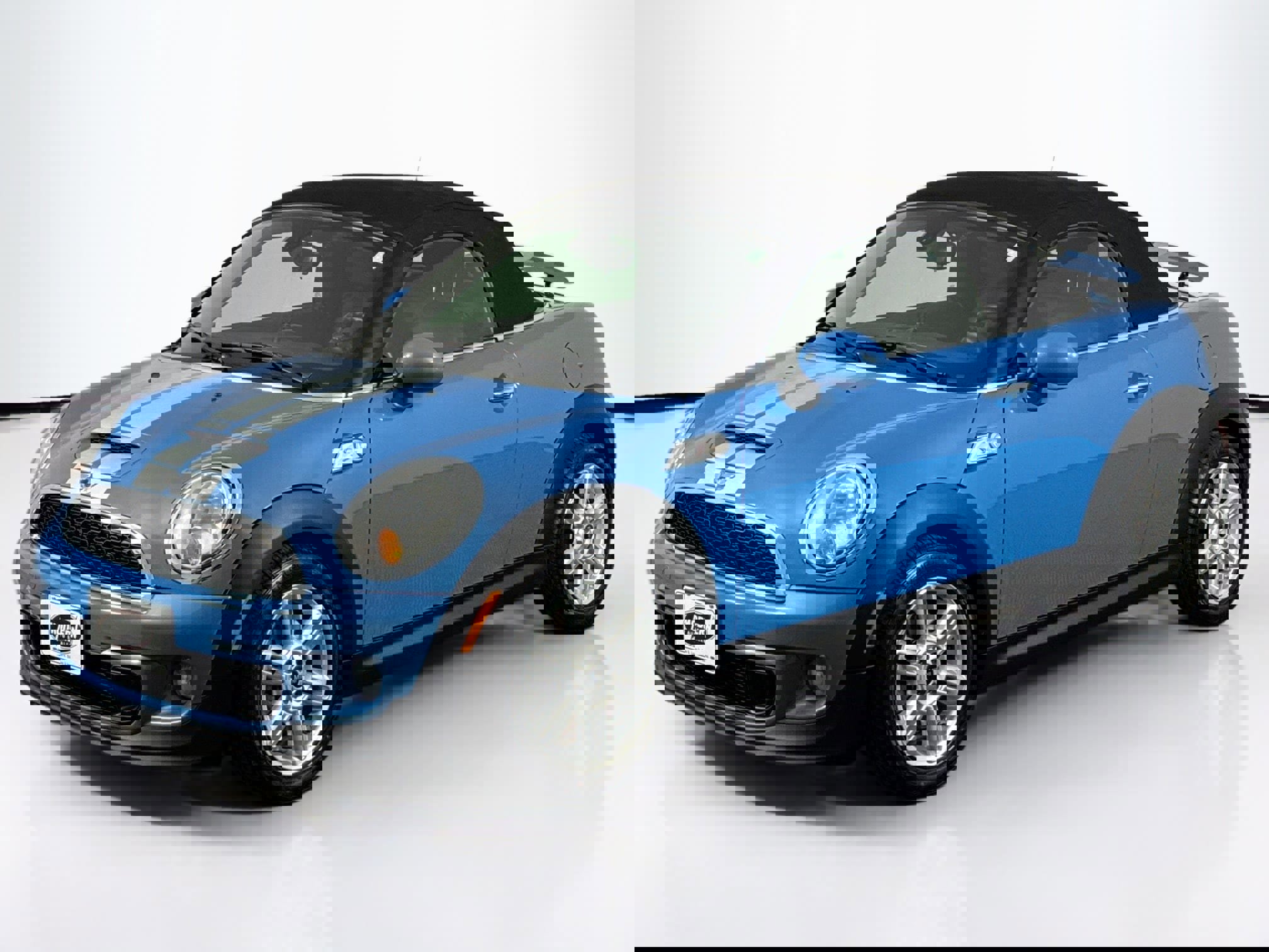 Used 2013 MINI Cooper Roadster S FWD image 6