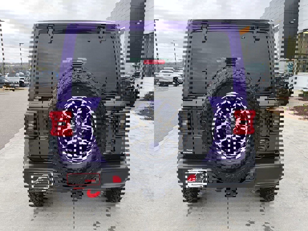 New 2026 Jeep Wrangler Unlimited Rubicon w/ Technology Group image 20