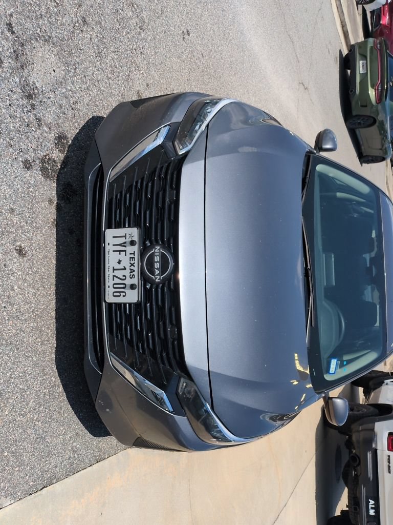 Used 2024 Nissan Sentra SV FWD image 2