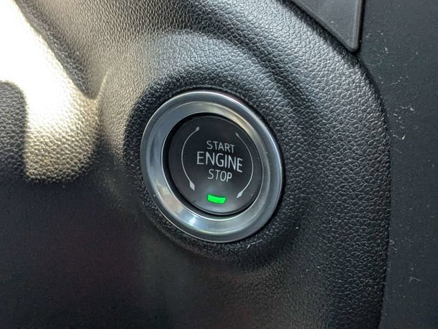 Used 2025 Chevrolet Silverado 1500 Custom w/ Turbomax Blackout Package AWD/4WD image 29