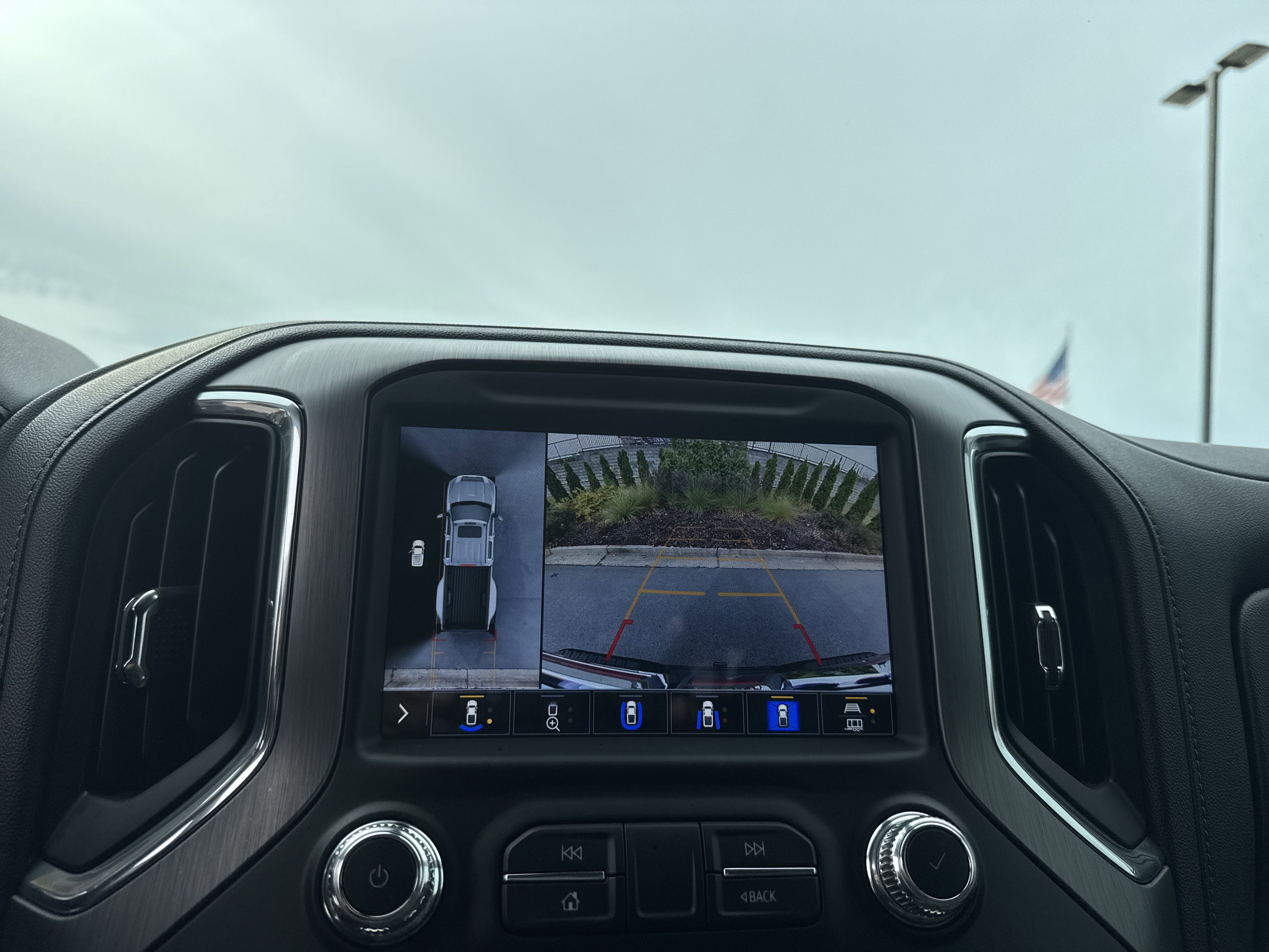 Used 2023 GMC Sierra 3500 Denali w/ Denali Ultimate Package image 26