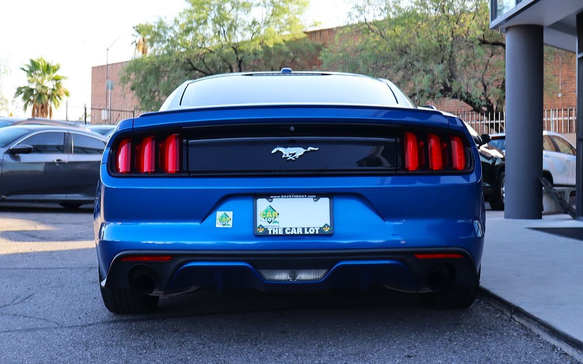 Used 2017 Ford Mustang Premium RWD image 12