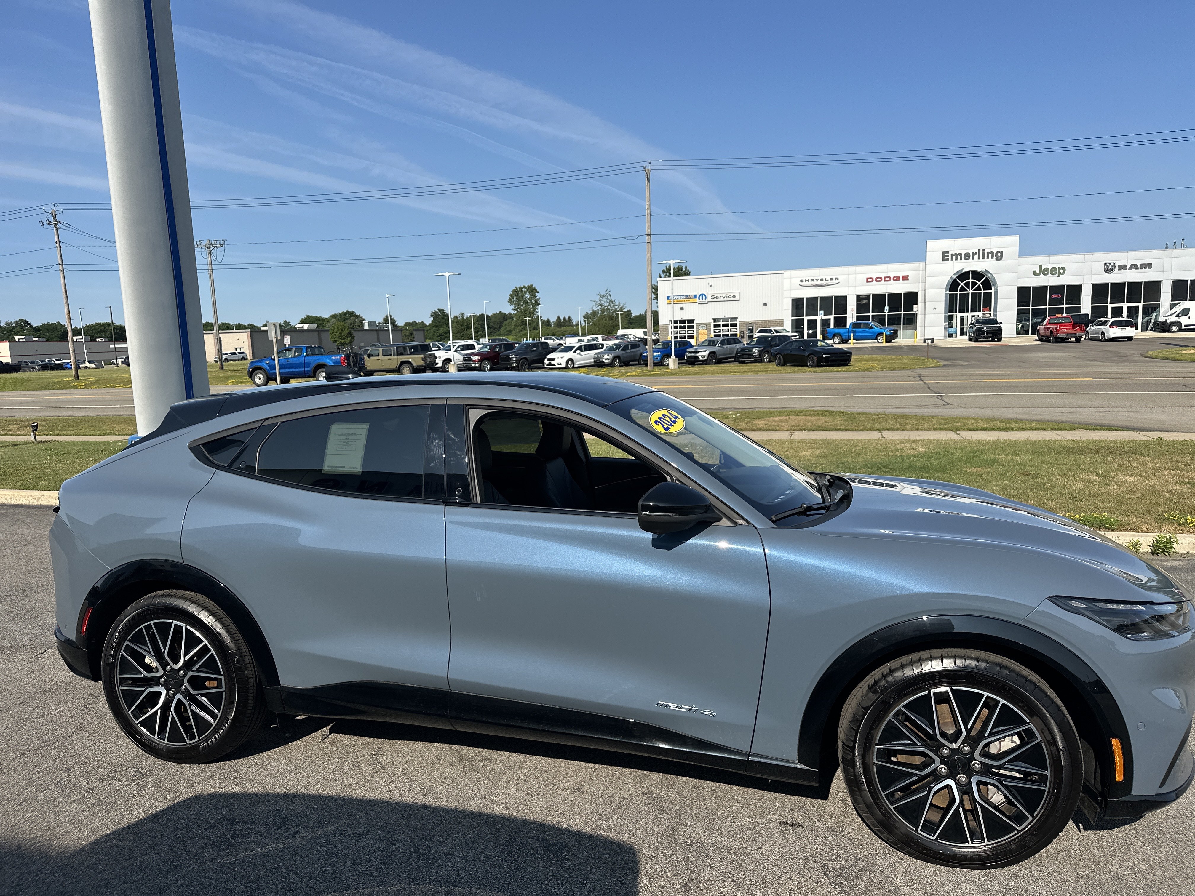 New 2024 Ford Mustang Mach-E Premium AWD/4WD image 15