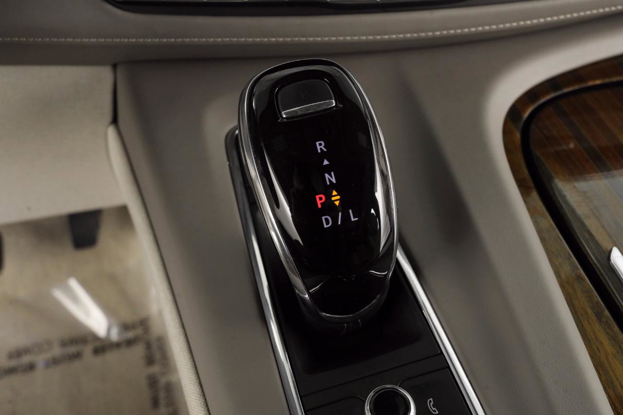 Used 2023 Cadillac Escalade ESV Sport Platinum image 37