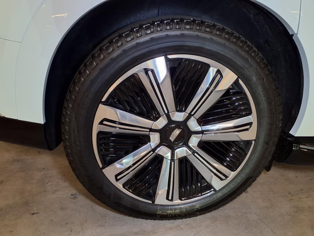 New 2025 Cadillac Escalade IQ Luxury 1 AWD/4WD image 5