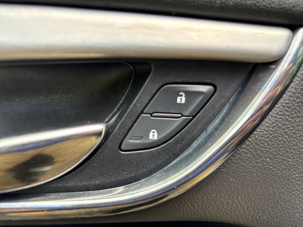 Used 2015 Cadillac ATS Luxury w/ Sun And Sound Package AWD/4WD image 14