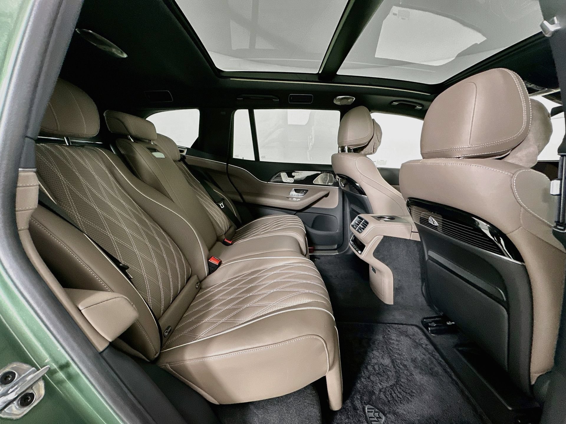 New 2026 Mercedes-Benz Maybach GLS 600 4MATIC image 30