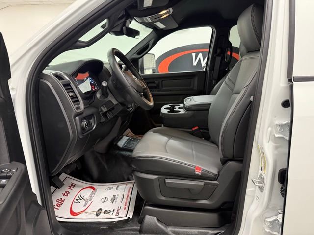 New 2026 RAM 5500 Tradesman w/ Chrome Appearance Group image 11