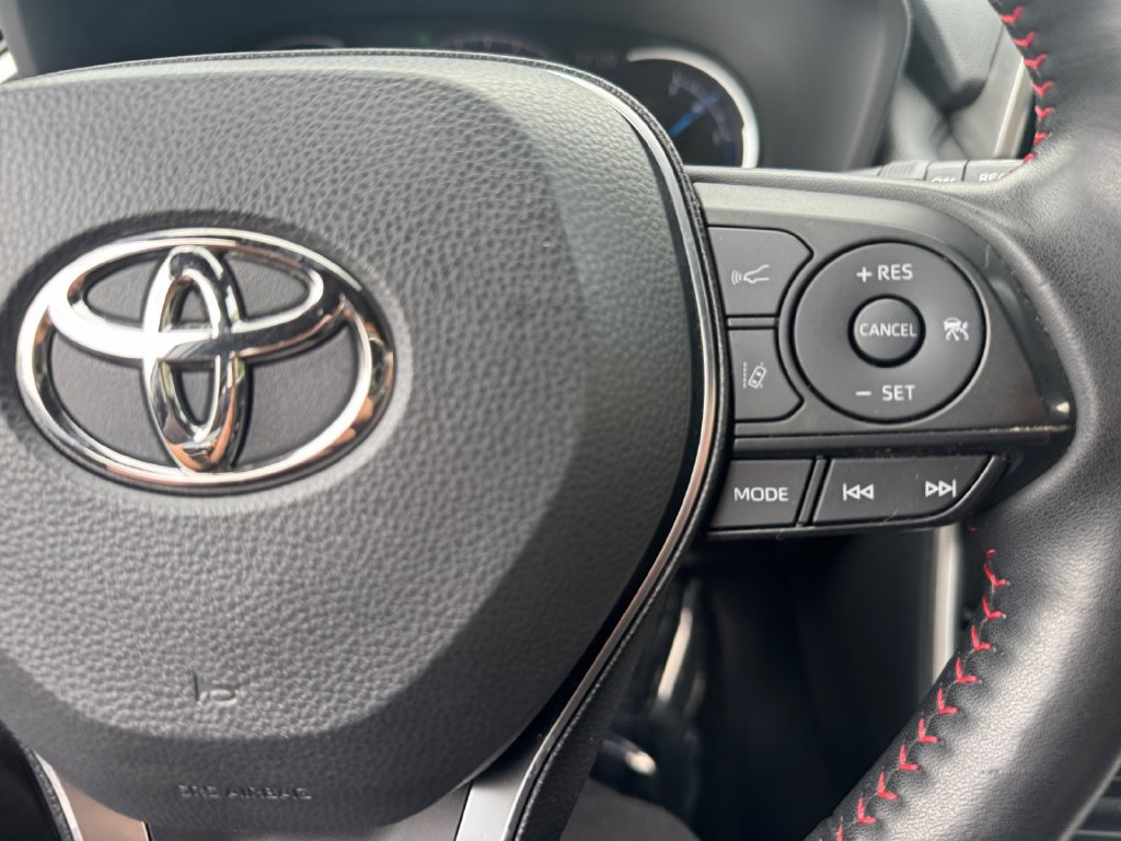 Used 2022 Toyota RAV4 XSE w/ Weather Package AWD/4WD image 30