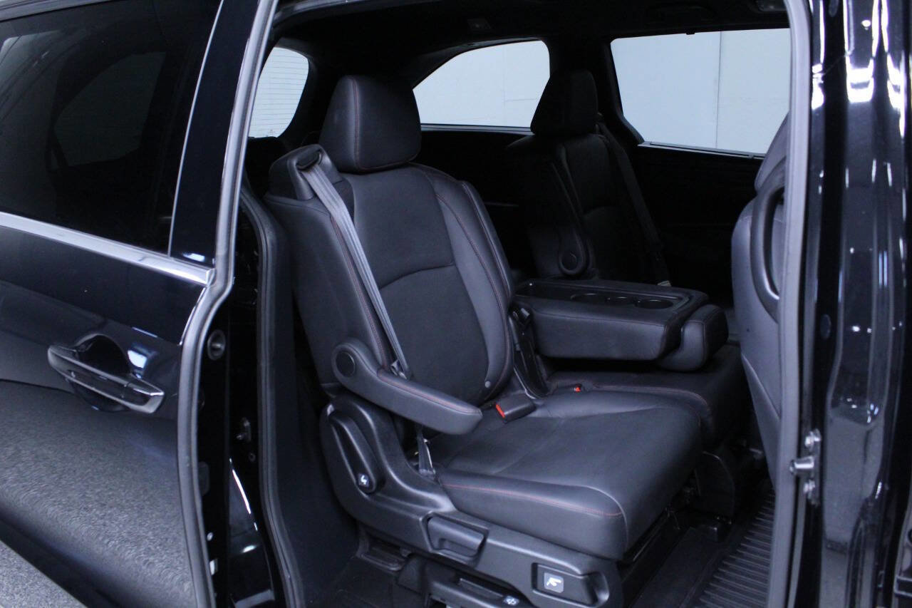 Used 2023 Honda Odyssey Sport image 35