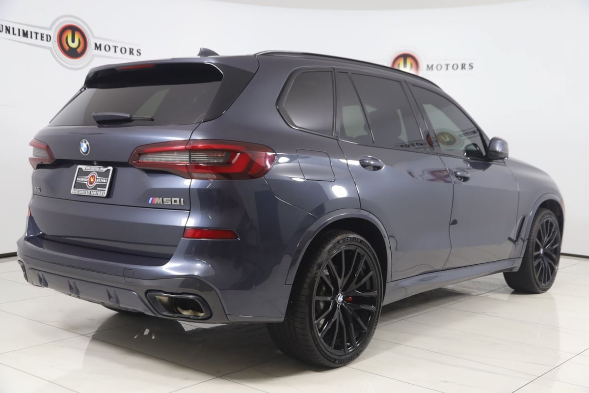 Used 2022 BMW X5 M50i w/ Executive Package AWD/4WD image 3